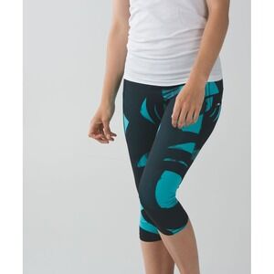 Lululemon Top Speed Crop Leggings Zip Pocket Women's Size 6